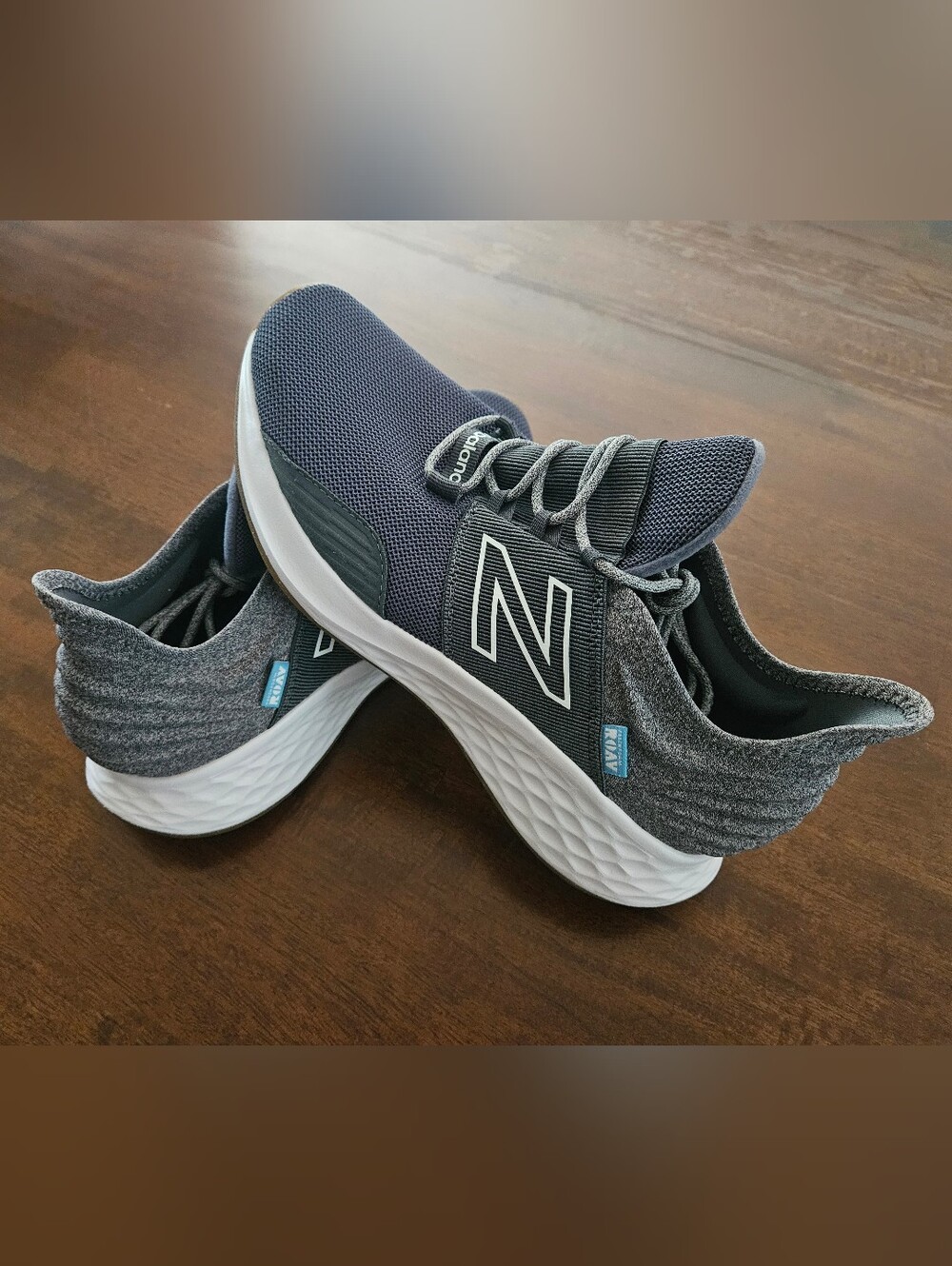 EUC Men's New Balance Fresh Foam Roav 2E (Lead Light Aluminum)